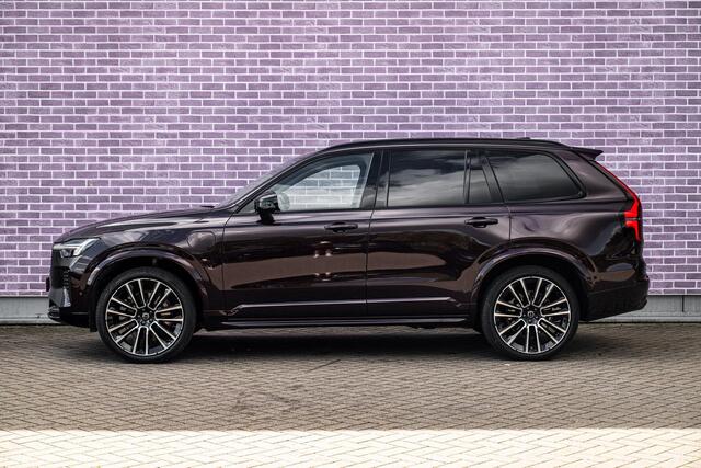Volvo XC90 2.0 T8 Plug-in hybrid AWD Ultra Dark | SOH:100% | Trekhaak | Luchtvering | Bowers & Wilkins | Panoramadak | Head-up Display | 360° Camera | Nappaleder | Stoelventilatie | Stoelmassage | Stoelverwarming V+A | Keyless Entry/Start | Adaptive Cruise | BLIS | Google Navigatie | Apple Carplay | Android Auto |