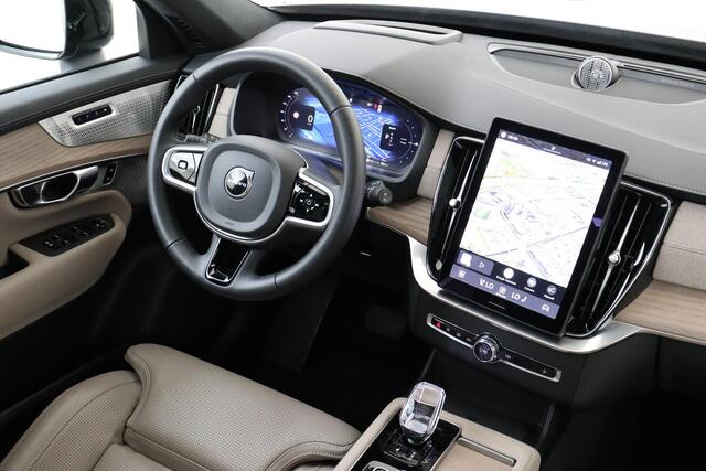 Volvo XC90 II T8 PLUG-IN HYBRID AWD ULTRA DARK -PANO.DAK|BOWERS&WILKINS|GEVENT.LEDER+MASSAGE|360°CAM|HEAD-UP DISP.|PRIVACY.GLAS|TREKHAAK|20"|SoH:99%