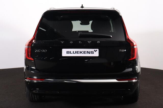 Volvo XC90 T8 Recharge AWD Ultra Bright Exec. Ed. - Luchtvering - Panorama/schuifdak - IntelliSafe Assist & Surround - 360º Camera - Bowers & Wilkins audio - Adaptieve LED koplampen - Verwarmde voorstoelen, stuur & achterbank - Parkeersensoren voor & achter - Elektr. bedienb. voorstoelen met geheugen - Geventileerde voorstoelen - Head up display - Draadloze tel. lader - Extra getint glas - 22' LMV