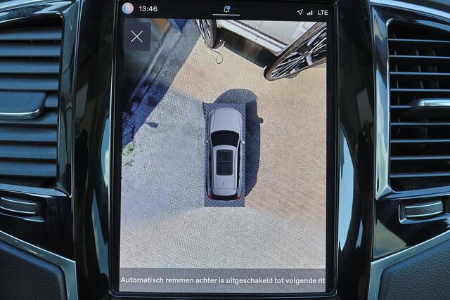 Volvo XC90 T8 Recharge AWD Ultimate Bright - Panorama/schuifdak - IntelliSafe Assist & Surround - 360º Camera - Harman/Kardon audio - Adaptieve LED koplampen - Verwarmde voorstoelen, stuur & achterbank - Parkeersensoren voor & achter - Elektr. bedienb. voorstoelen met geheugen - Draadloze tel. lader - Extra getint glas - Inklapbare trekhaak - 20' LMV