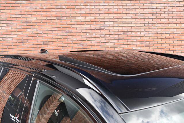 Volvo XC90 T8 408PK Plug-in Hybrid AWD Ultra Black Executive Edition | Trekhaak | Bowers & Wilkins | Luchtvering |