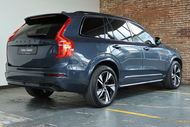 Volvo XC90 T8 Recharge AWD R-Design | Bowers & Wilkins Premium Audio | Luchtvering | Longe Range | 360° Parkeercamera | Parkeersensoren voor + achter | Parkeerverwarming | Panoramadak | Stoelverwarming | Stuurwielverwarming |