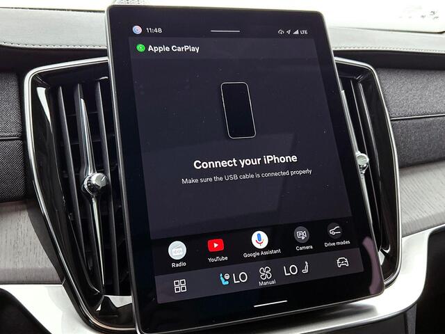 Volvo XC90 2.0 T8 Plug-in hybrid AWD Ultra Dark | Luchtvering | Bowers&Wilkings | Trekhaak | Massage |
