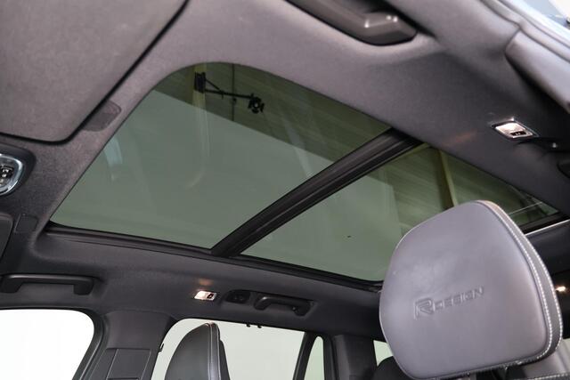 Volvo XC90 T8 Recharge AWD R-Design - Luchtvering - Panorama/schuifdak - IntelliSafe Assist & Surround - 360º Camera - Harman/Kardon audio - Adaptieve LED koplampen - Verwarmde voorstoelen, stuur & achterbank - Parkeersensoren voor & achter - Elektr. bedienb. voorstoelen met geheugen - Head up display - Extra getint glas - Elektr. inklapbare trekhaak - 20' LMV