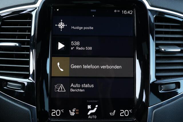Volvo XC90 T8 Recharge AWD R-Design - Luchtvering - Panorama/schuifdak - IntelliSafe Assist & Surround - 360º Camera - Harman/Kardon audio - Adaptieve LED koplampen - Verwarmde voorstoelen, stuur & achterbank - Parkeersensoren voor & achter - Elektr. bedienb. voorstoelen met geheugen - Head up display - Extra getint glas - Elektr. inklapbare trekhaak - 20' LMV