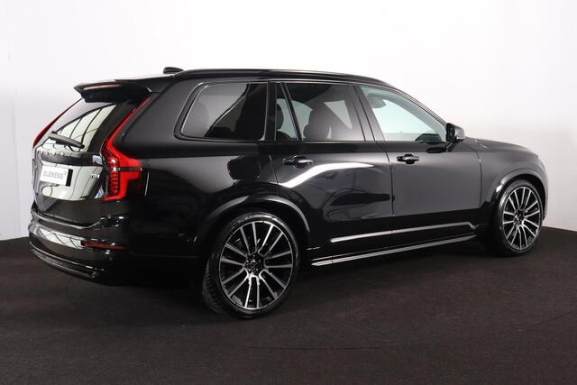 Volvo XC90 T8 Recharge AWD Ultra Dark Exec. Ed. - Luchtvering - Panorama/schuifdak - IntelliSafe Assist & Surround - 360º Camera - Bowers & Wilkins audio - Adaptieve LED koplampen - Verwarmde voorstoelen, stuur & achterbank - Parkeersensoren voor & achter - Elektr. bedienb. voorstoelen met geheugen - Geventileerde voorstoelen - Head up display - Draadloze tel. lader - 22' LMV