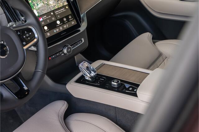 Volvo XC90 2.0 T8 Plug-in hybrid AWD Ultra Dark Luchtvering- Bowers & Wilkins