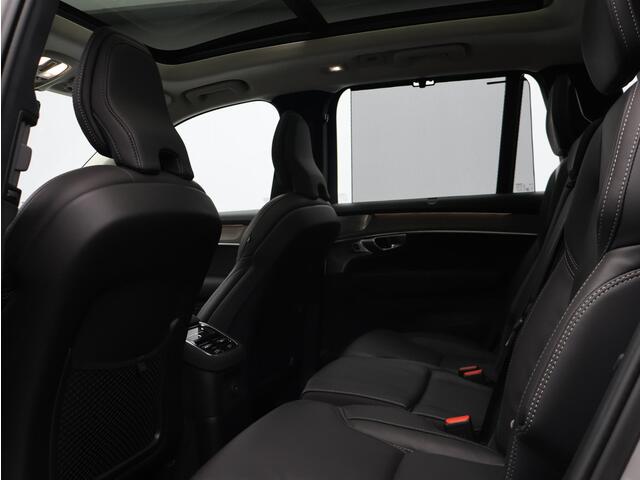 Volvo XC90 T8 AWD Plug-in hybrid Ultra Dark / Trekhaak / B&W audio / Head up displ. / Massage-ventilatilatie stoelen