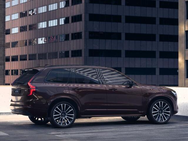 Volvo XC90 2.0 T8 Plug-in hybrid AWD Ultra Dark Executive Edition Automaat / Panoramadak / 22" velgen / Privacy Glass / Luchtvering