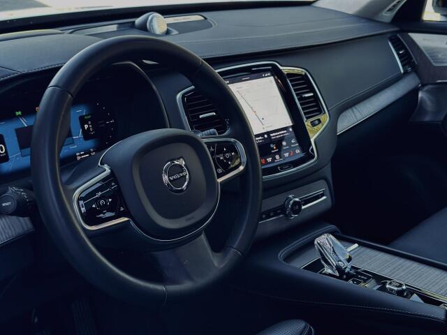Volvo XC90 2.0 T8 Recharge | AWD | Dark Label | Panoramadak | Luchtvering | Massagestoelen | Head Up | Bower & Wilkins | Rondomzicht camera | Incl btw