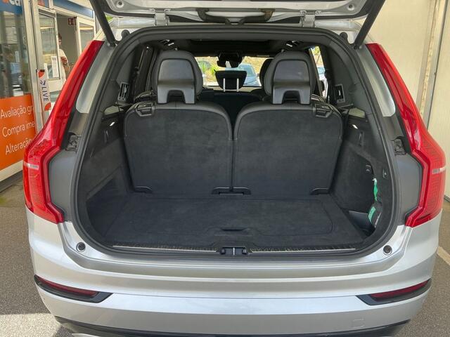 Volvo XC90 R Design Edition Recharge Plug-In Hybrid AWD – foto 7