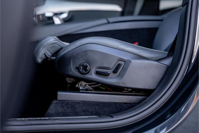 Volvo XC90 2.0 T8 Recharge AWD R-Design 7p - Panorama | H&K | Memory | Elek. Trekhaak | 360 Camera