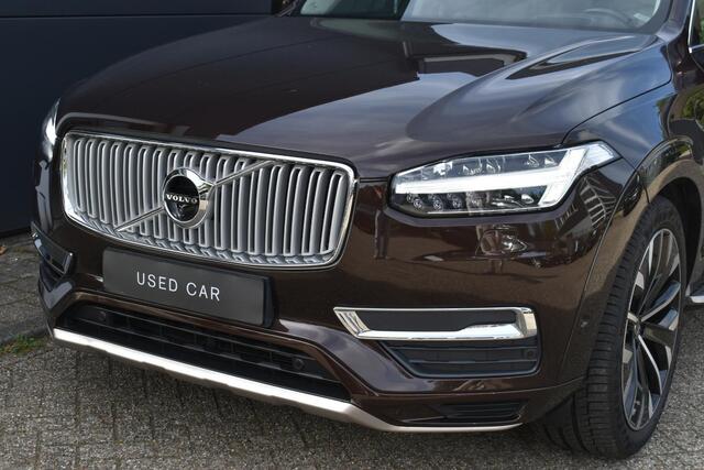 Volvo XC90 T8 Twin Engine AWD Inscription | Bowers & Wilkins Premium Audio | Luchtvering | 360 graden Camera | Head Up Display | Semi Elektrische Trekhaak | Exterior stylingkit | Treeplanken | 21 inch Lichtmetalen velgen | Massage | Stoel-/Stuurwielverwarming | Stoelkoeling | BLIS | Adaptieve Cruise Control | Pilot Assist |