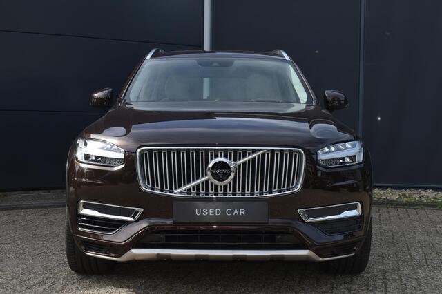 Volvo XC90 T8 Twin Engine AWD Inscription | Bowers & Wilkins Premium Audio | Luchtvering | 360 graden Camera | Head Up Display | Semi Elektrische Trekhaak | Exterior stylingkit | Treeplanken | 21 inch Lichtmetalen velgen | Massage | Stoel-/Stuurwielverwarming | Stoelkoeling | BLIS | Adaptieve Cruise Control | Pilot Assist |