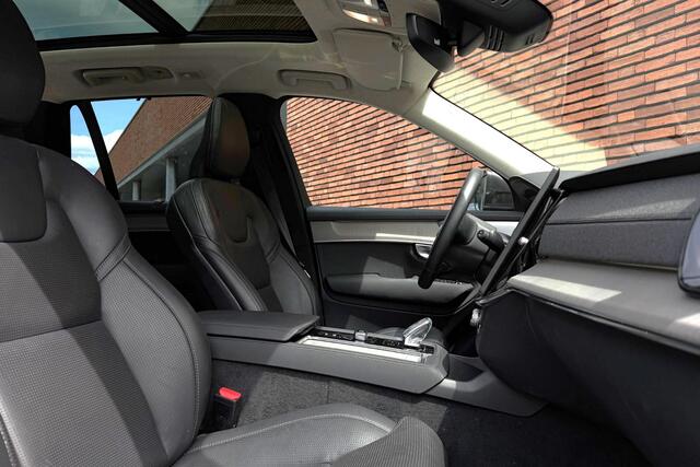 Volvo XC90 T8 Plug-in hybrid AWD Ultra Bright | Bowers & Wilkins | Panoramadak | Luchtvering | Trekhaak, inklapbaar | Massagestoelen | Head-Up Display | Extra getint glas | 360 graden camera | Geventileerde voorstoelen | 20 inch. lichtmetalen velgen | Stoel-/ stuurwielverwarming | Verwarmde achterbank | Pilot assist – foto 3