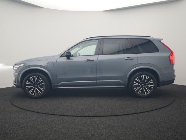 Volvo XC90 Recharge AWD Plus Dark Long Range 7 Persoons PHEV 456pk Dealer O.H | Trekhaak Af Fabriek | Panodak | Adaptive Cruise | 360 Camera | Harman / Kardon | Lederen Sportstoelen Memory & Verwarmd | Keyless | Blis | Stuur Verwarmd | Apple Carplay | Plug In Hybrid – foto 2