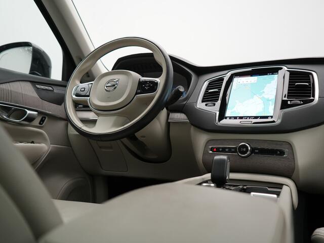 Volvo XC90 Recharge AWD Plus Dark Long Range 7 Persoons PHEV 456pk Dealer O.H | Trekhaak Af Fabriek | Panodak | Adaptive Cruise | 360 Camera | Harman / Kardon | Lederen Sportstoelen Memory & Verwarmd | Keyless | Blis | Stuur Verwarmd | Apple Carplay | Plug In Hybrid – foto 4