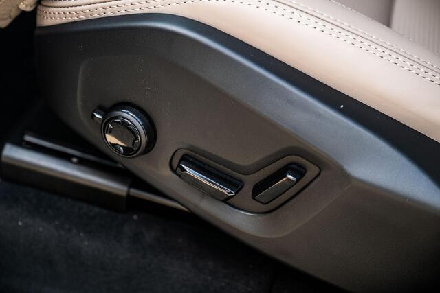 Volvo XC90 2.0 T8 Plug-in hybrid AWD Ultra Dark Executive Edition | Trekhaak | Luchtvering | Gelaagd Glas | Bowers & Wilkins | Massage & Ventilatie Stoelen | Panoramadak | – foto 8