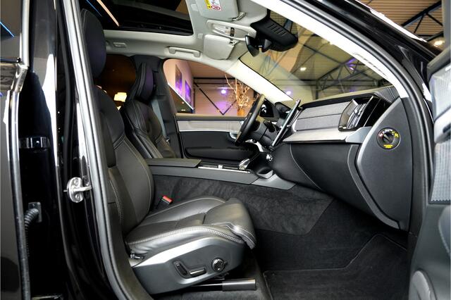 Volvo XC90 2.0 T8 AWD 335kW/456pk Aut8 Recharge Ultra Dark 7P BOWERS&WILKINS + LUCHTVERING + MASSAGE + EL.TREKHAAK + ADAPT.CRUISE + PANORAMADAK + HEAD-UP + STOELVERWARMIN V&A + STUURVERWARMING + LEDEREN DASHBOARD + 360 CAMERA + STOELVENTILATIE + 21" LM-VELGEN!! – foto 4