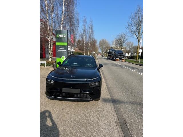 Xpeng G9 RWD Long Range 94.6 kWh Trekhaak, 21 inch velgen, Stoelventilatie, Panoramadak, Trekhaak