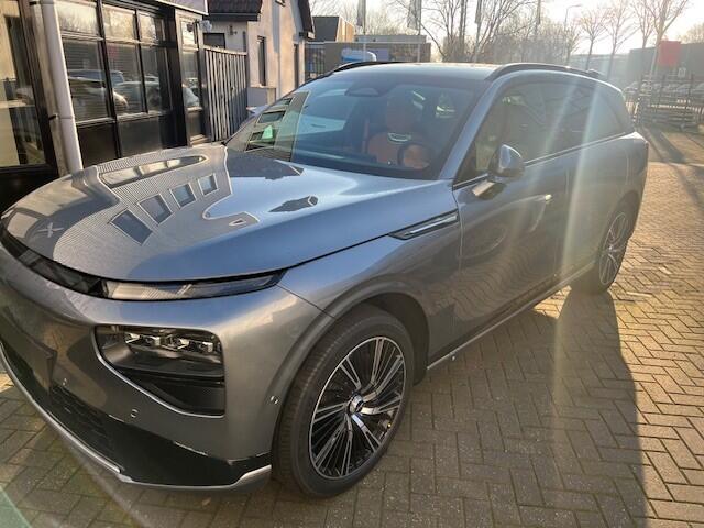 Xpeng G9 RWD Long Range 94.6 kWh Trekhaak | 21 inch velgen | Stoelventilatie | Panoramadak | Trekhaak | Interieur Zadelbruin Nappa leather