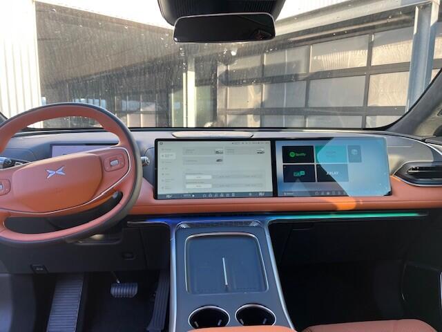 Xpeng G9 RWD Long Range 94.6 kWh Trekhaak | 21 inch velgen | Stoelventilatie | Panoramadak | Trekhaak | Interieur Zadelbruin Nappa leather