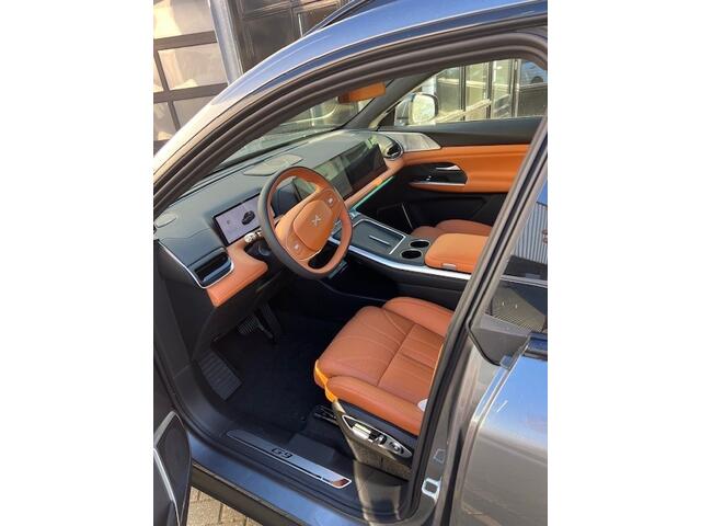 Xpeng G9 RWD Long Range 94.6 kWh Trekhaak | 21 inch velgen | Stoelventilatie | Panoramadak | Trekhaak | Interieur Zadelbruin Nappa leather