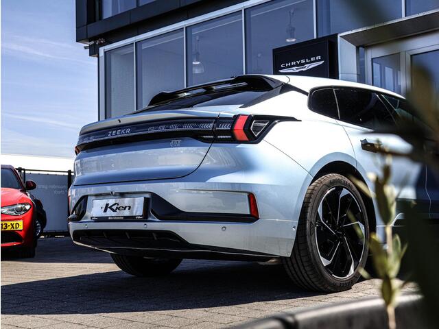 Zeekr 001 RWD Long Range 100 kWh Electric Blue | 620km | 200kw snelladen | Pano | Stoel-Stuurverwarming – foto 4