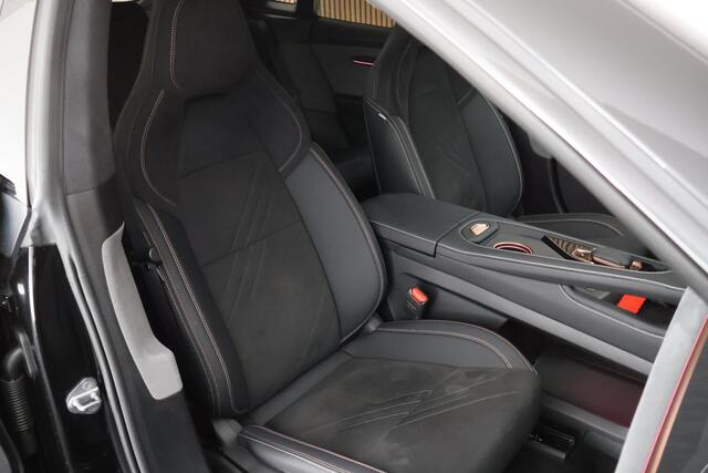 Zeekr 001 AWD Privilege 544pk 100 kWh SOH 97% HUD Luchtvering Yamaha Audio 360Camera Panoramadak Geventileerde Massagestoelen