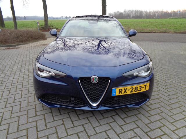 Alfa Romeo GIULIA 2.0T Super Panorama dak Sportstoelen Beige Leer
