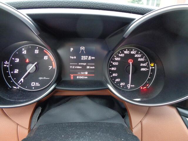 Alfa Romeo GIULIA 2.0T Super Panorama dak Sportstoelen Beige Leer