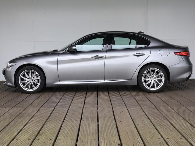 Alfa Romeo GIULIA 2.0 T AWD Veloce | Stoel&Stuurverwarming | Navigatie | 280 PK |