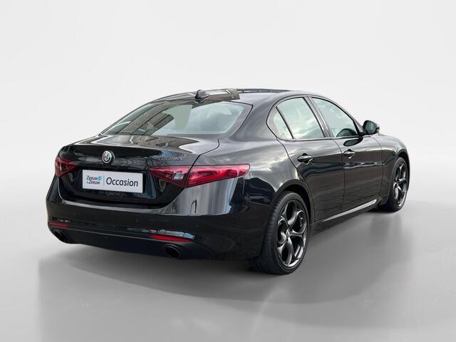 Alfa Romeo GIULIA 2.0T B-Tech | 200PK | 19 INCH | AD.CRUISE | CAMERA | STOEL & STUURVERWARMING |