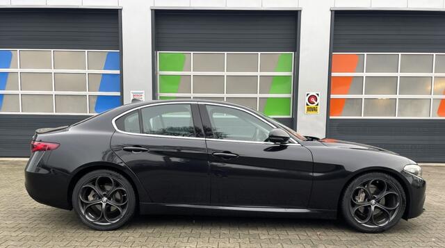 Alfa Romeo GIULIA 19 inch velgen / Perfect onderhouden