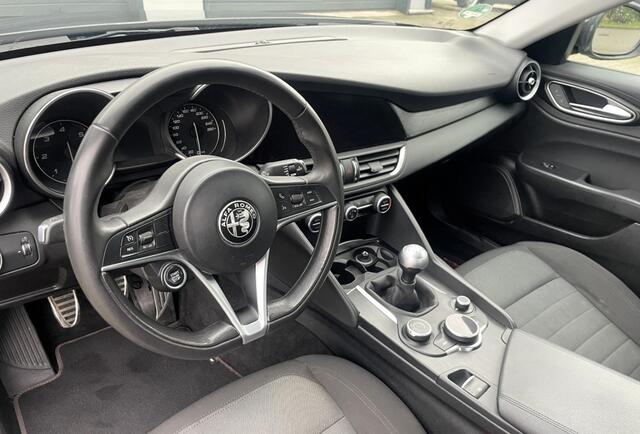 Alfa Romeo GIULIA 19 inch velgen / Perfect onderhouden