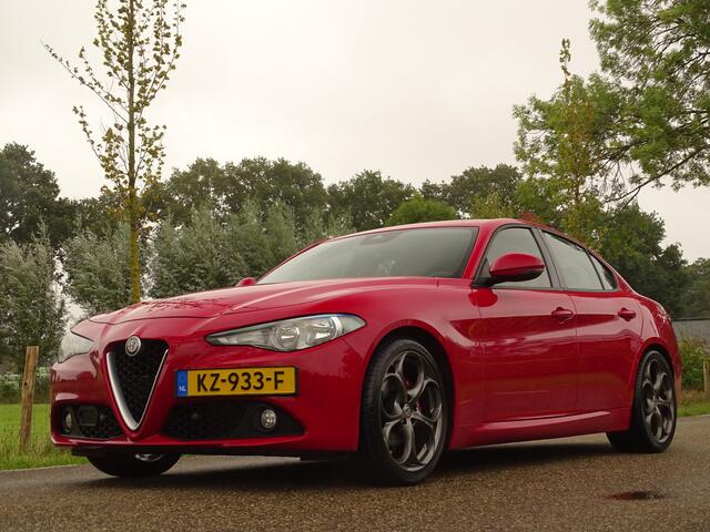 Alfa Romeo GIULIA 2.0T | 310PK | Rosso | Cloverleafs | Verlaagd | Zeer netjes!