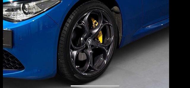 Alfa Romeo GIULIA 2.0 T AWD Veloce Harman Kardon Panorama dak