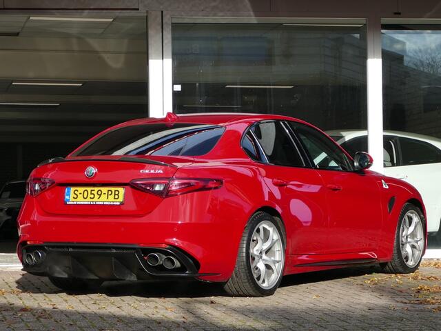 Alfa Romeo GIULIA 2.9 V6 Quadrifoglio