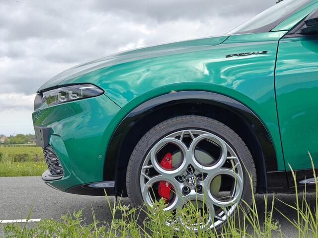 Alfa Romeo Tonale 1.3T PHEV Edizione Speciale | Verde Montreal