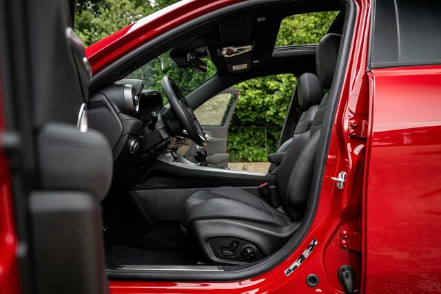 Alfa Romeo Tonale 1.3T 280pk PHEV Edizione Speciale Pano H/K Leder