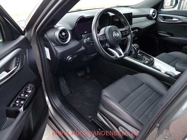 Alfa Romeo Tonale 1.5T Hybrid Sprint ADAP.CRUISE/SPORTLEER/CARPLAY/TREKHAAK