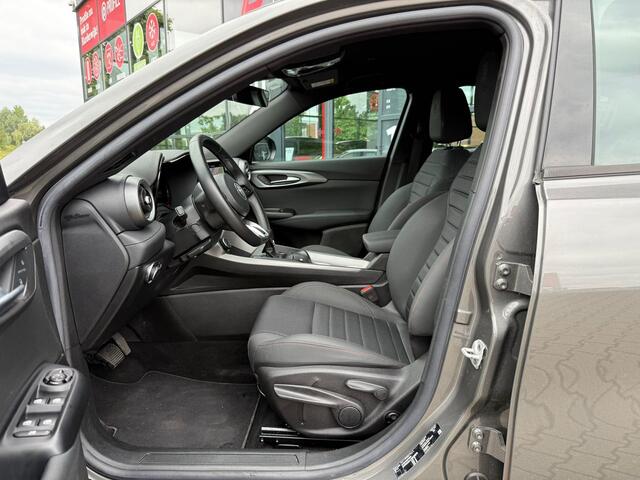 Alfa Romeo Tonale 1.5T Hybrid Sprint *Adaptieve Cruise*