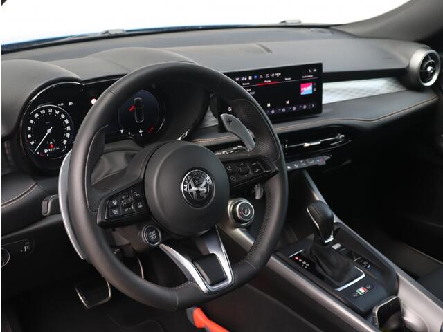 Alfa Romeo Tonale 1.5 MHEV 160 PK Turbo Veloce | Leder | Winter | 360Camera | 19"