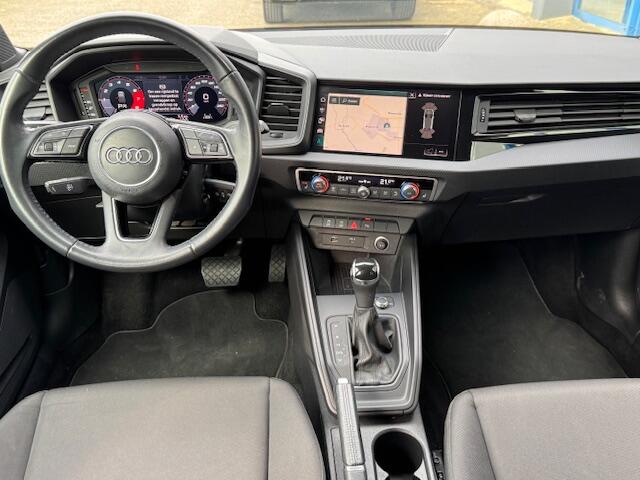 Audi A1 Sportback 30 TFSI S-Line Navi CarPlay stoelverwarming