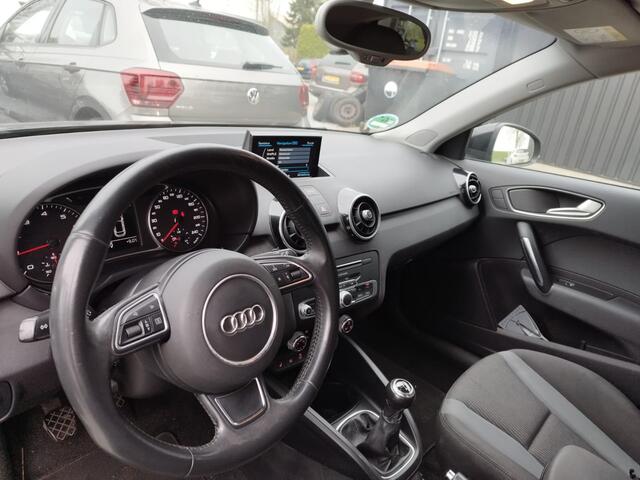 Audi A1 Sportback 1.0 TFSI Lounge ** 124.851 km ** NAVI ** Bluetooth ** Clima ** Cruise **