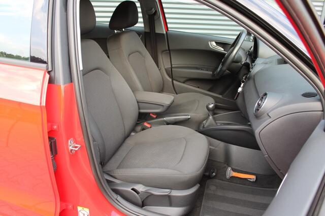 Audi A1 1.0 TFSi Sportback Adrenalin Uitv. 5-Deurs S-line