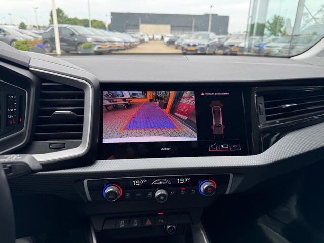 Audi A1 30 TFSI S Line - Navi - camera