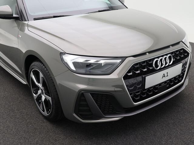 Audi A1 25 TFSI S edition | Contrast dak | 17 inch velgen |