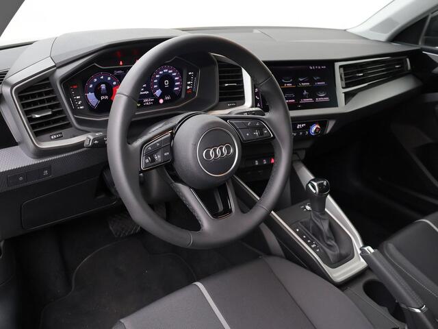 Audi A1 Sportback 25 TFSI Advanced Edition Black Edition / 18' Velgen / Automaat
