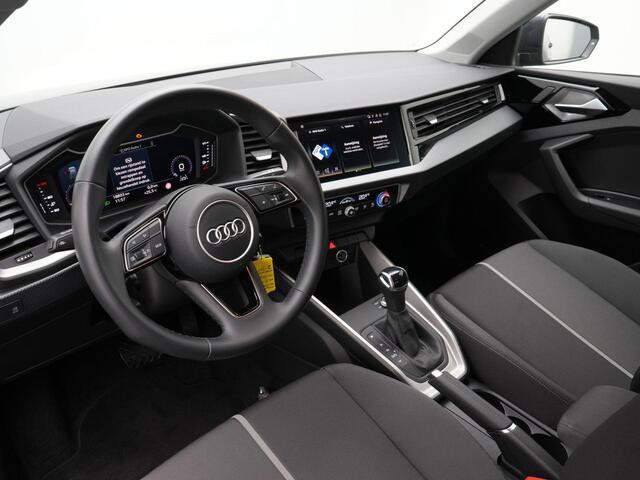 Audi A1 Sportback 25 TFSI 95 pk S-tronic S edition | Cruise control | Parkeersensoren achter | Climatronic | Carplay | 17 inch